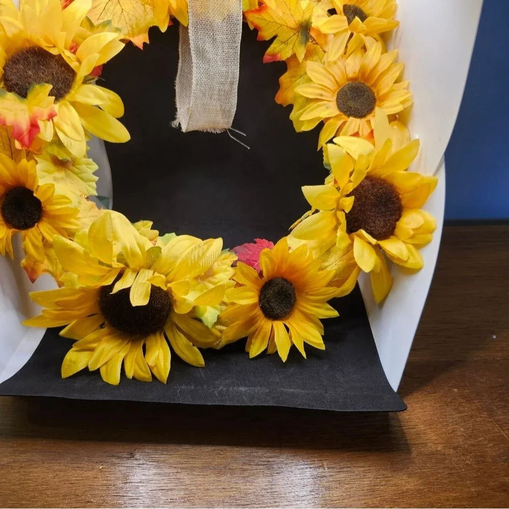 Hand Crafted Yellow Sunflower Floral Wreath  Summer Door Wall Decoration